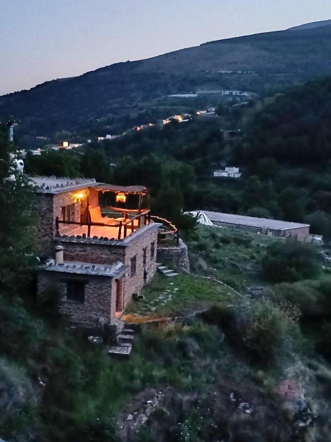 Casa Rural Cortijo Molino Altero Trevélez Exterior photo